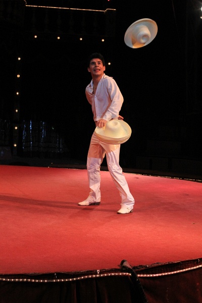 Circus Barelli   043.jpg